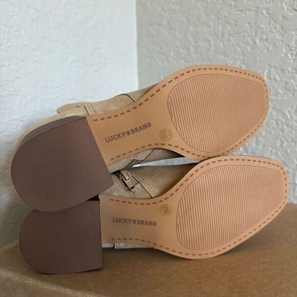 Lucky‎ Brand Lilka Suede Bootie, Block Heel Size 7, Dune Light Brown, NWT - Picture 13 of 14